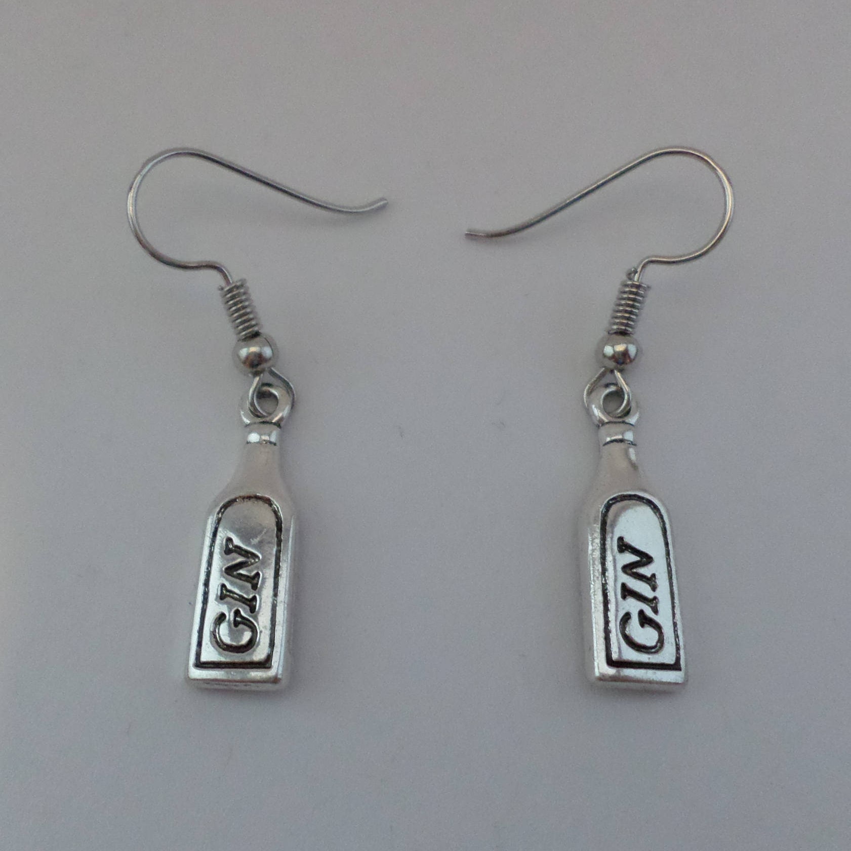 Ohrringe - Gin Flasche Antik Silber von BonniesKreativwerk