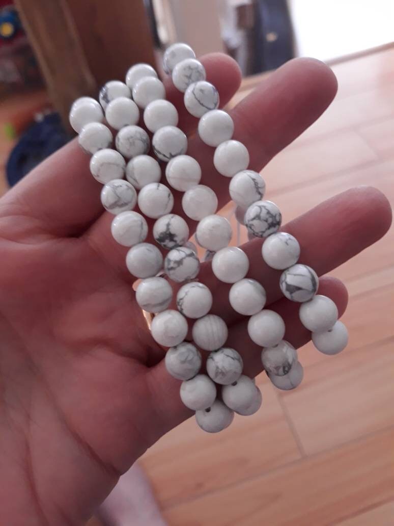 Howlite Armband von BoodabelleXStudio