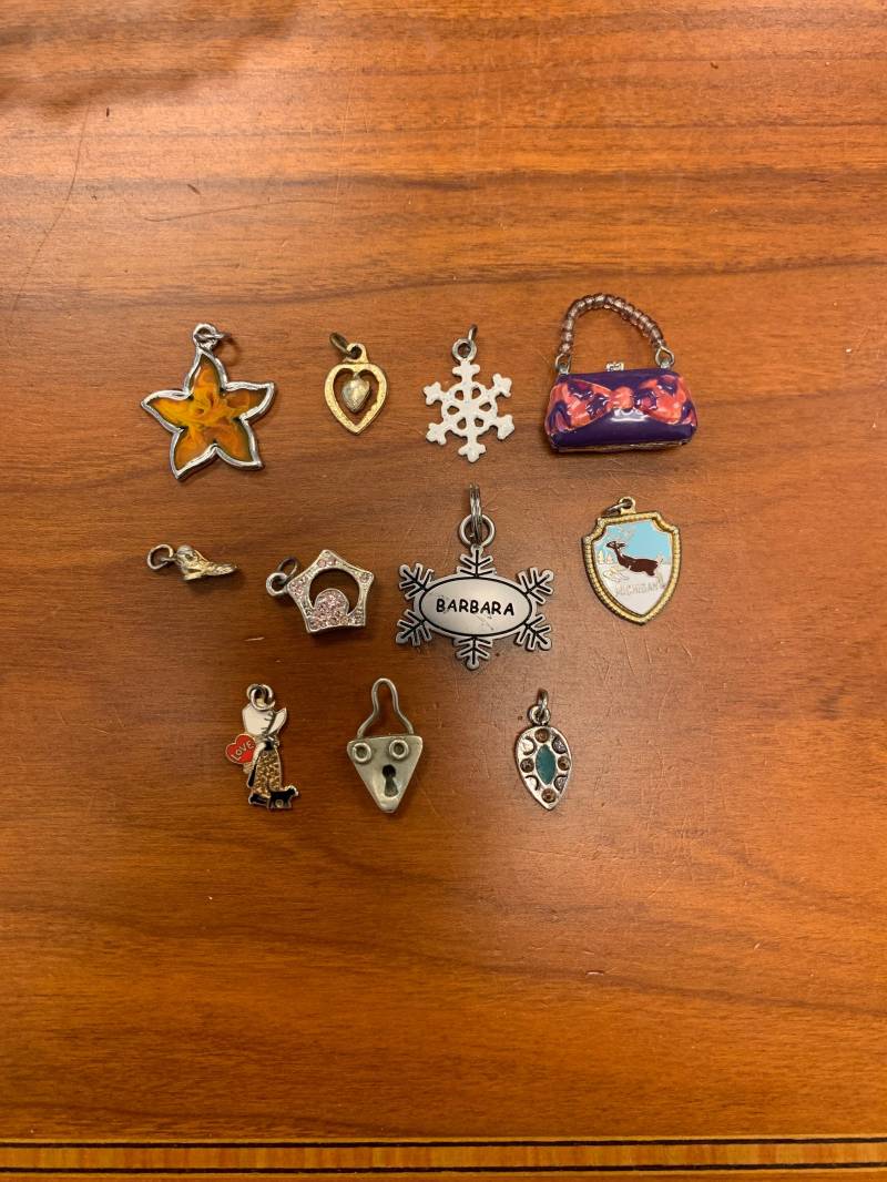 Charms Assorted Cleveland Snowflake Boot Pearl Michigan Barbara Handtasche von BookSilverJewellery