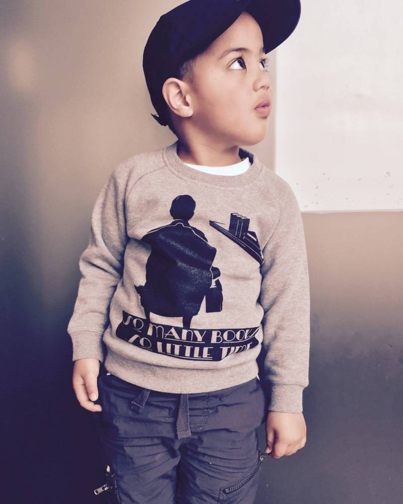 Jungenkleidung Kinderkleidung Kleinkinder Jungenpullover Bücherwurm Kinderpullover Retro Ethical Fashion So Viele Bücher von BookTeesHQ