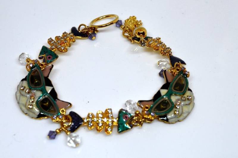 Lunch At The Ritz 2 Go Glamour Puss Armband Lunch At The Ritz 2 Go Glamour Puss Armband von BookendBoysCatShop