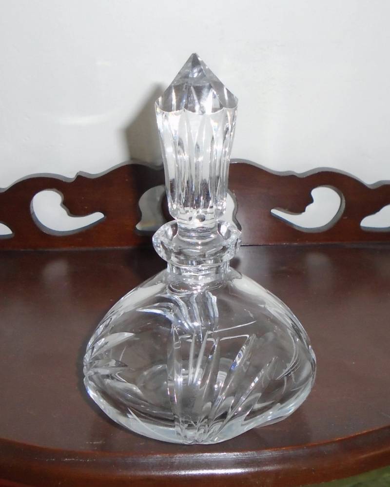 Parfüm Flasche Mit Stopfen Wunderschöner Eleganter Vintage Kristall von BooksShop