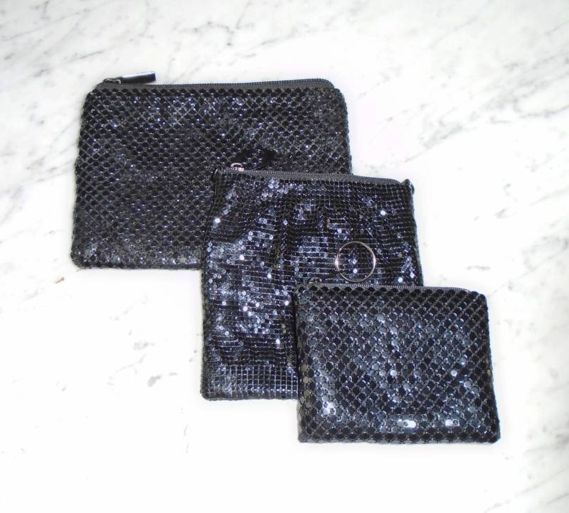 Schwarz Metall Mesh Reißverschluss Kupplung Abend Handtaschen Set Von 3 Kleine Vintage von BooksShop