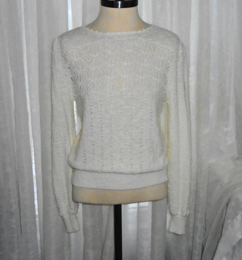Vintage Alicia Größe Med Womens Creme Weiß Pullover 100 % Acryl von BooksShop