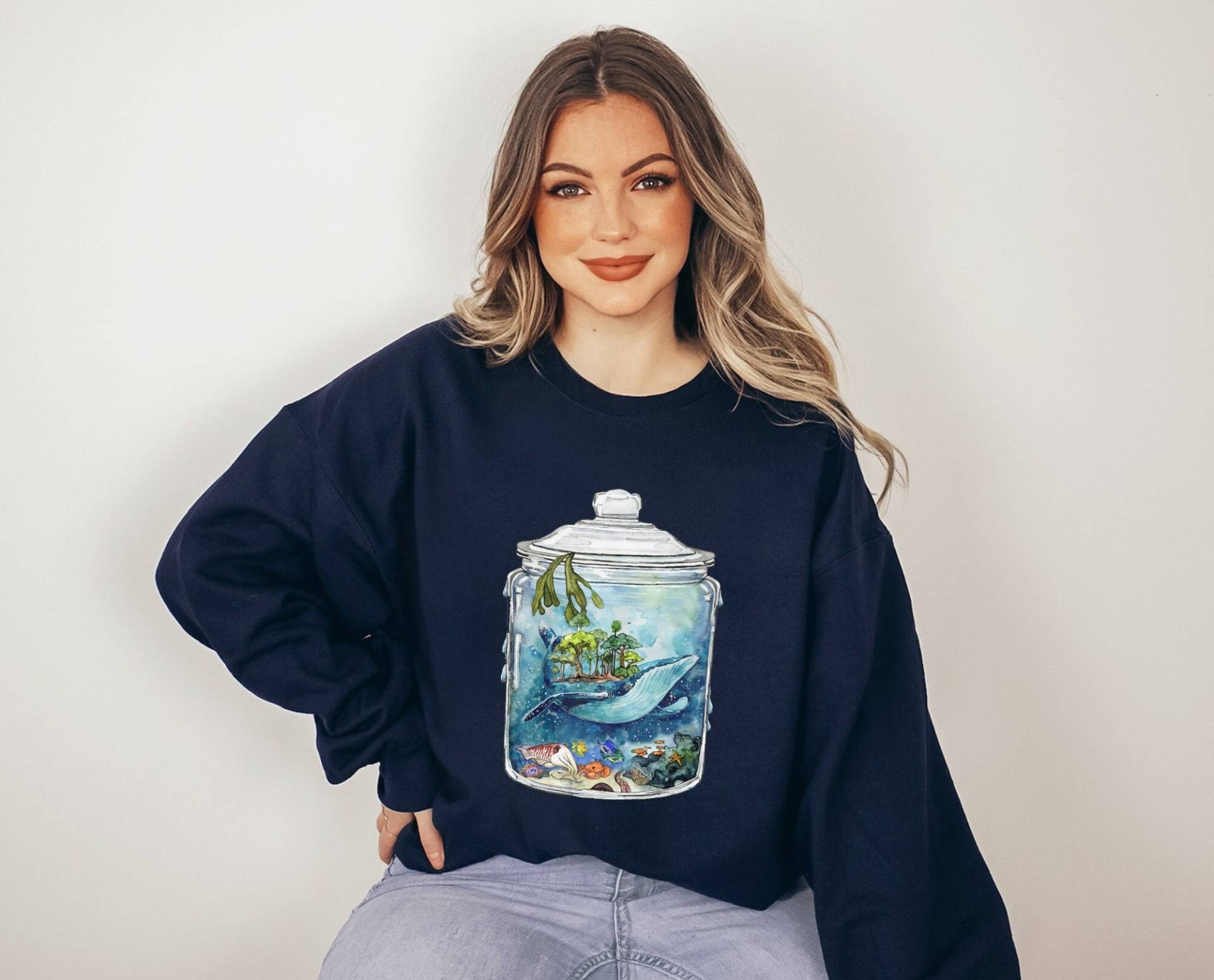 Pullover Wal Meerestiere - Reise Sweater Träumen Aminal Travel Jar Boho Kleidung Modern Sweatshirt Cottagecore-style Pullover Wal Meerestiere - Reise Sweater Träumen Aminal Travel Jar Boho Kleidung Modern Sweatshirt Cottagecore-style von BooksandBotany