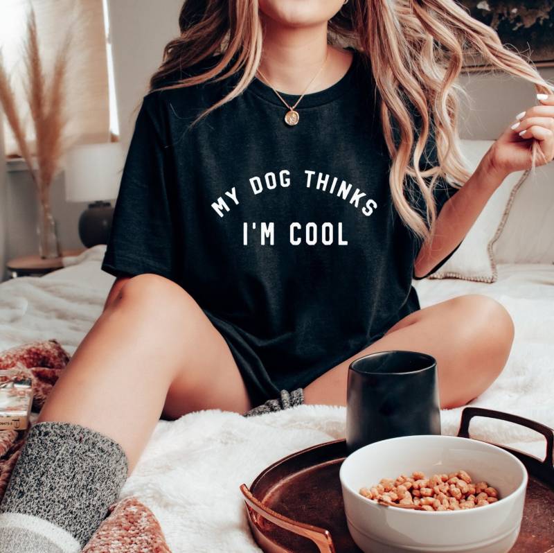 Shirt Dog Thinks I'm Cool - Funny Animal Doglover Nature Animal Fairycore Clothing Mystical Moon Clothes von wodieLIEBElebt