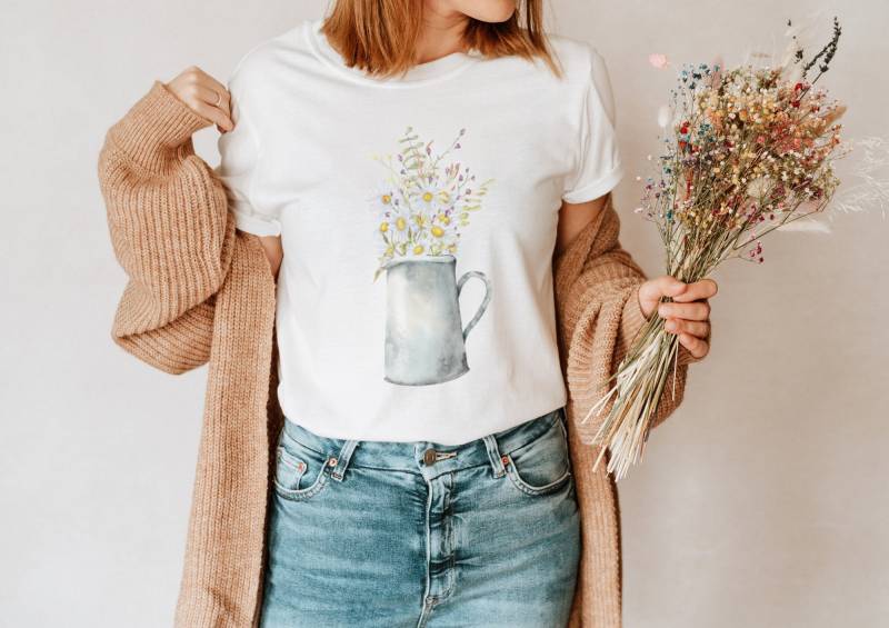 Summer Flower Shirt - Spring Cottagecore Nature Botanical Fairycore Clothing Mystical Moon Clothes von BooksandBotany