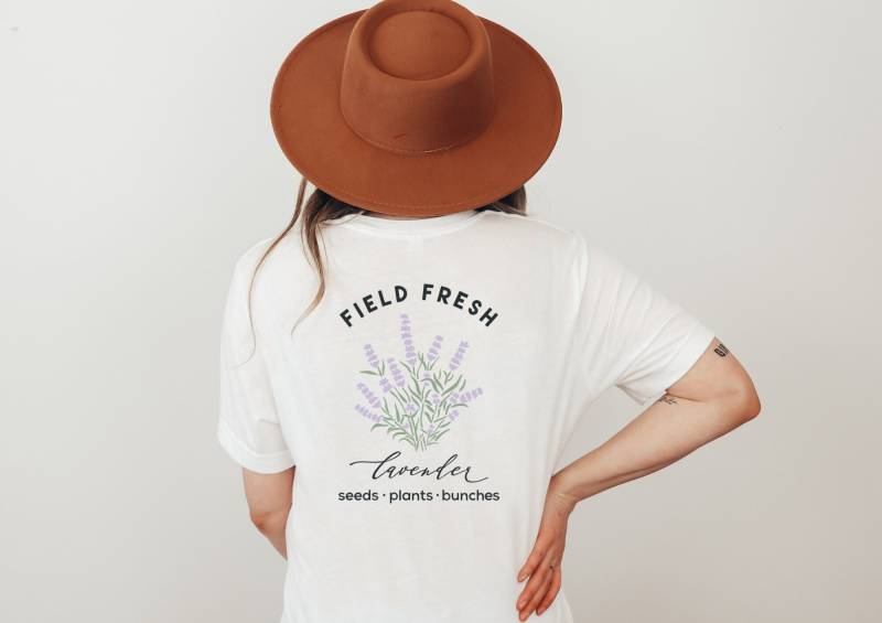 T-Shirt Lavender Field - Spring Shirt Cottagecore Nature Botanical Fairycore Clothing Mystical Moon Clothes von BooksandBotany