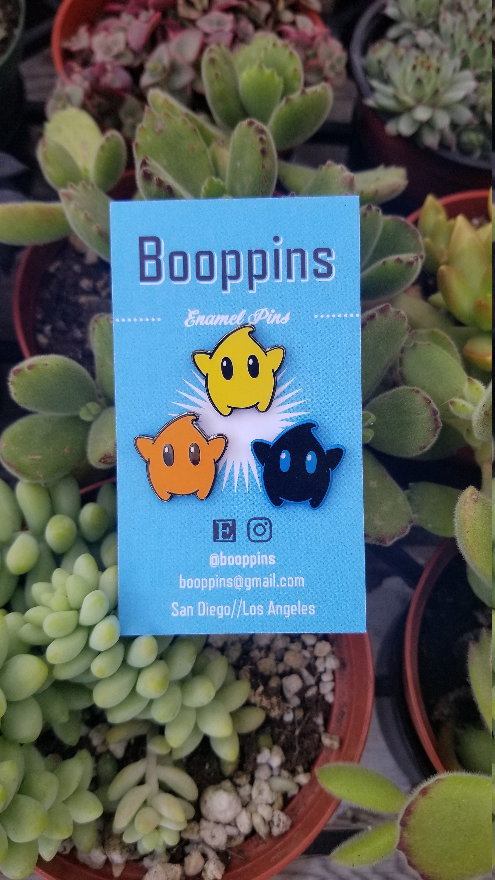 Leuchtender Luma Emaille Pin Super Mario Galaxy Lumalee Pin, Co-star Leuchtender Luma Emaille Pin Super Mario Galaxy Lumalee Pin, Co-star von Booppins
