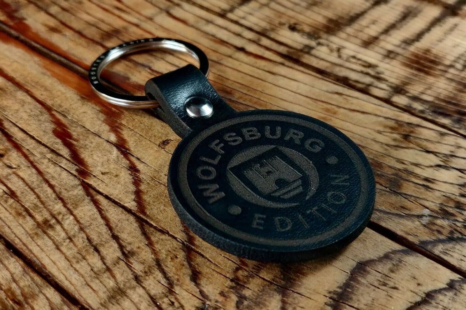 Wolfsburg Edition Autoschlüsselring Aus Leder Wolfsburg Edition Autoschlüsselring Aus Leder von BoostedTradingStore