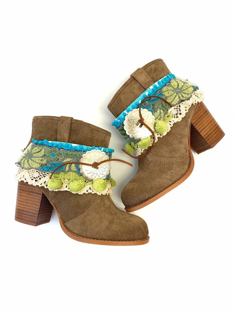 Bestickte Western-Stiefelmanschetten Verstellbarer Stiefelettenschmuck von Bootsologie