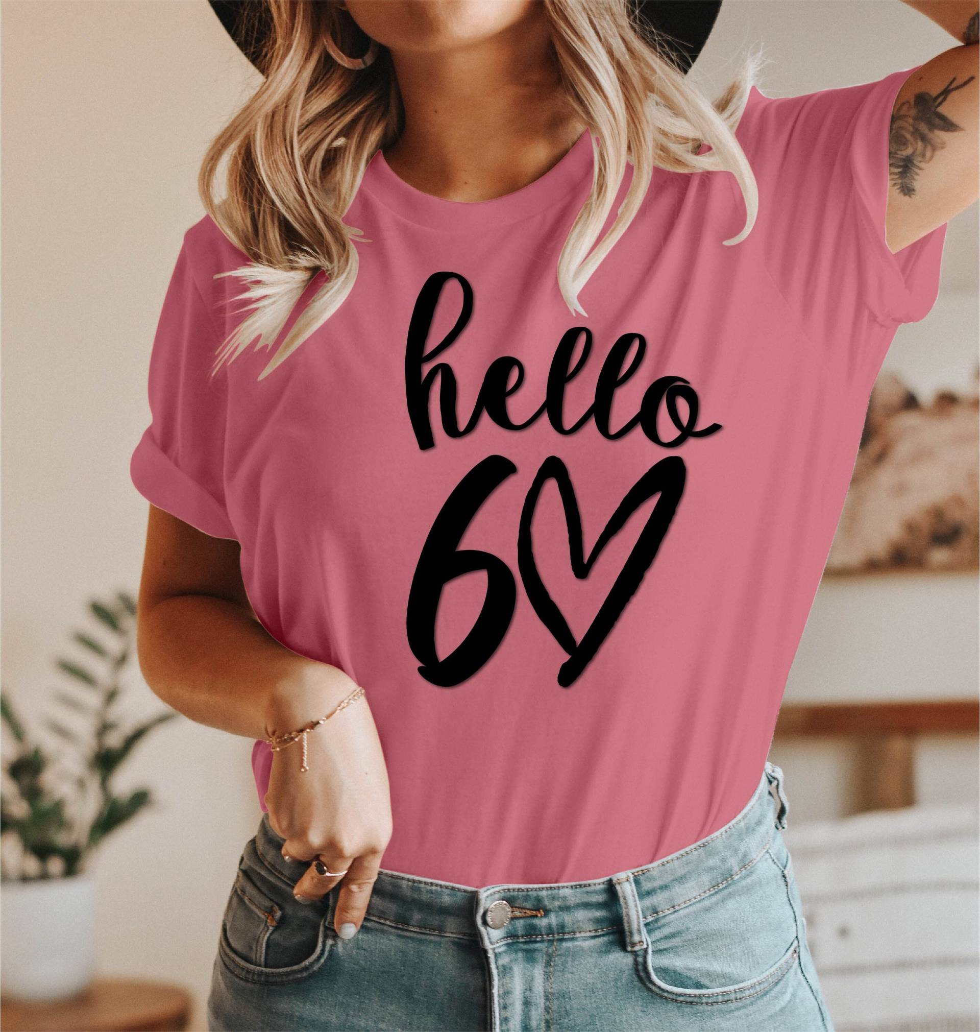 60. Geburtstag Tshirt Uk, Hello 60 Geburtstag, 50. T-Shirts Für Frauen Männer, Personalisiertes Geburtstagsgeschenk Mama von BorderLes