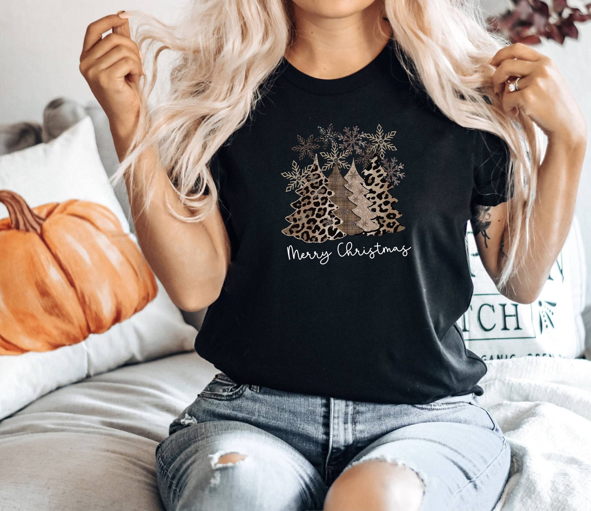 Weihnachtsbaum Shirt, Weihnachtsshirt, Süßes Frauen Leopard Tannenbaum | Tsrt von BorderLes