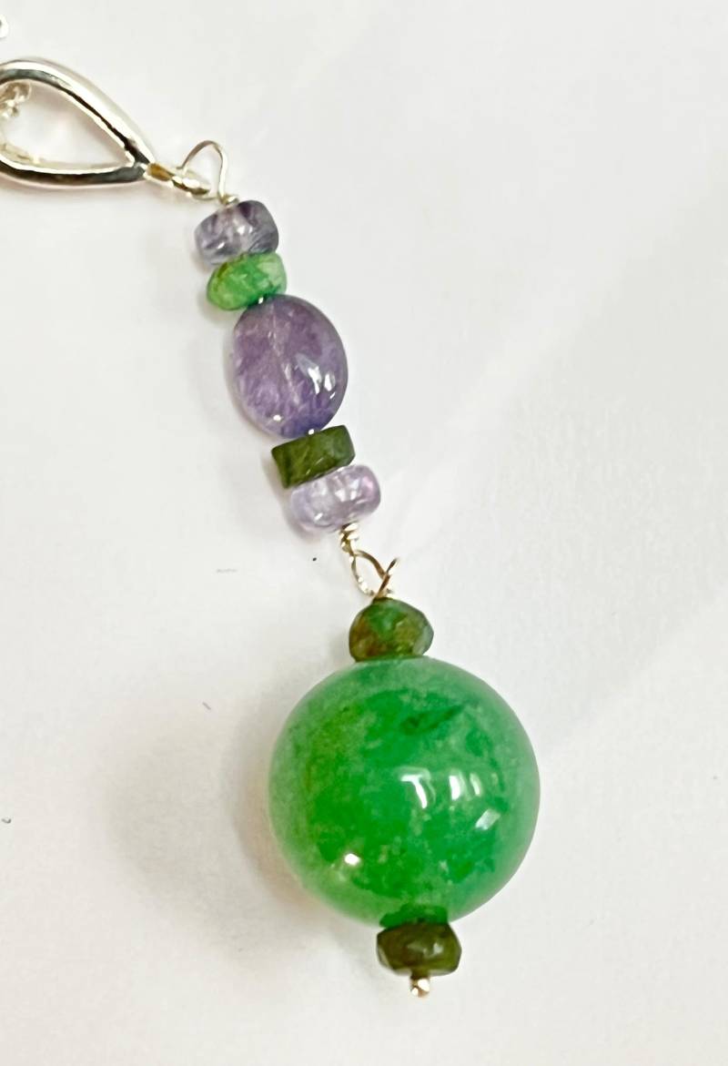 Aventurin Und Smaragd Anhänger von BorealisJewellery