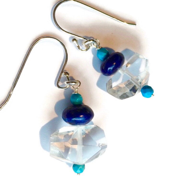Bergkristall Und Lapislazuli Ohrringe von BorealisJewellery