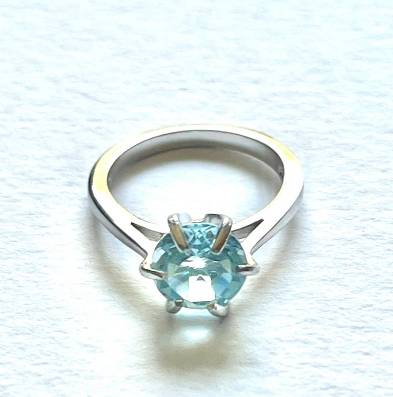 Blautopas Solitär Ring von BorealisJewellery