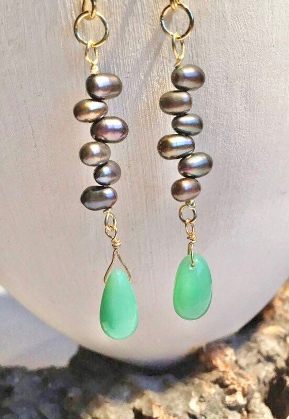 Chrysopras Und Perlen Ohrringe von BorealisJewellery