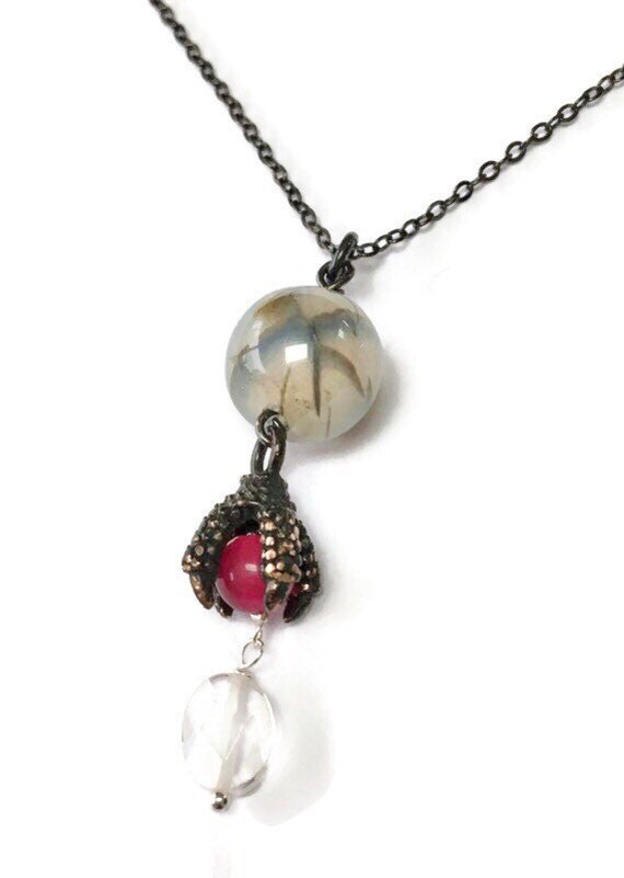 Drachenklaue Und Drachenachat Anhänger von BorealisJewellery