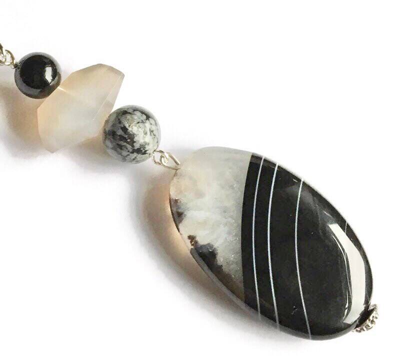 Einfarbiger Achat Anhänger von BorealisJewellery