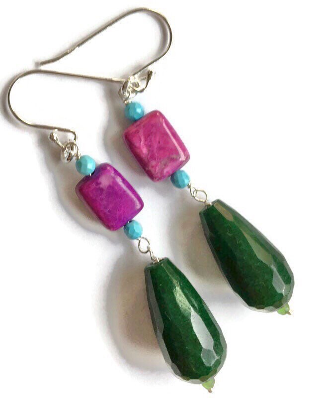 Grüne Onyx Und Magenta Ohrringe von BorealisJewellery