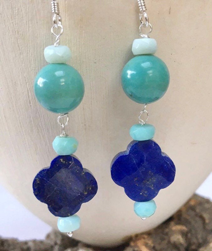 Lapislazuli Blumen Ohrringe von BorealisJewellery