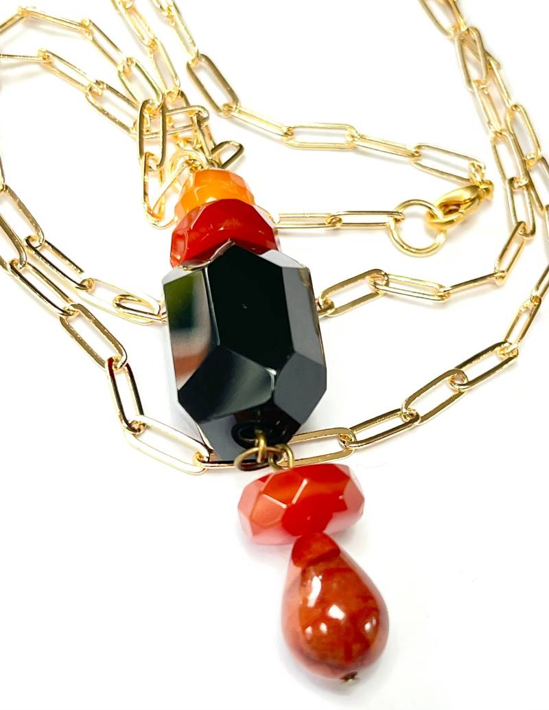 Onyx Und Karneol Anhänger von BorealisJewellery