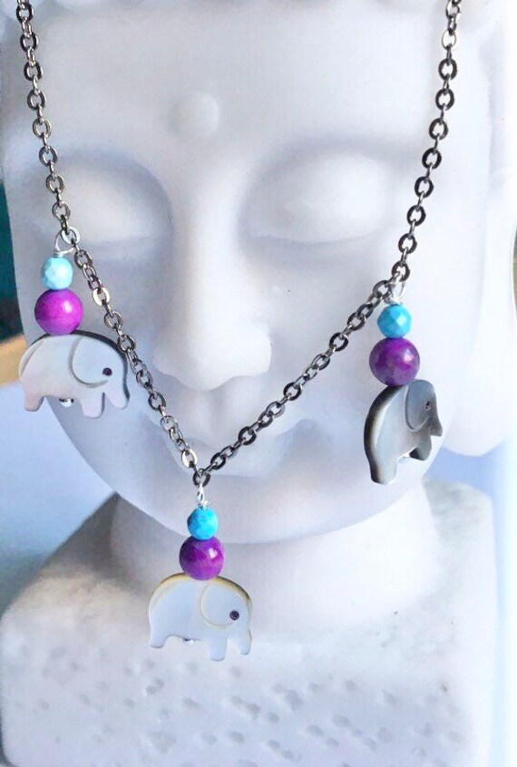 Perlmutt Elefant Halskette Gunmetal Kette, Lila Türkis Perlen von BorealisJewellery