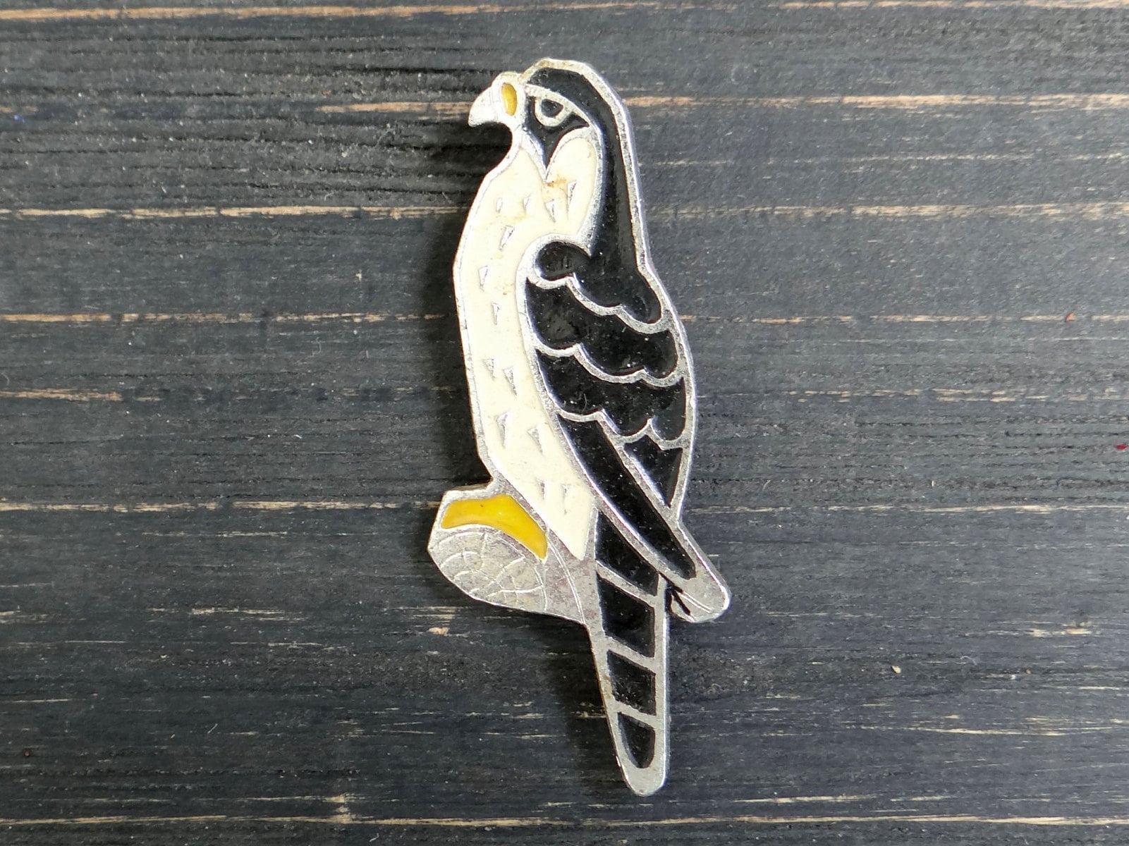 Adler Pin Abzeichen Wilder Vogel Metall Emaille Kawaii Teen Geschenk Kinder Hipster Brosche Sowjetisch Sammlerstück von BornInTheSoviet
