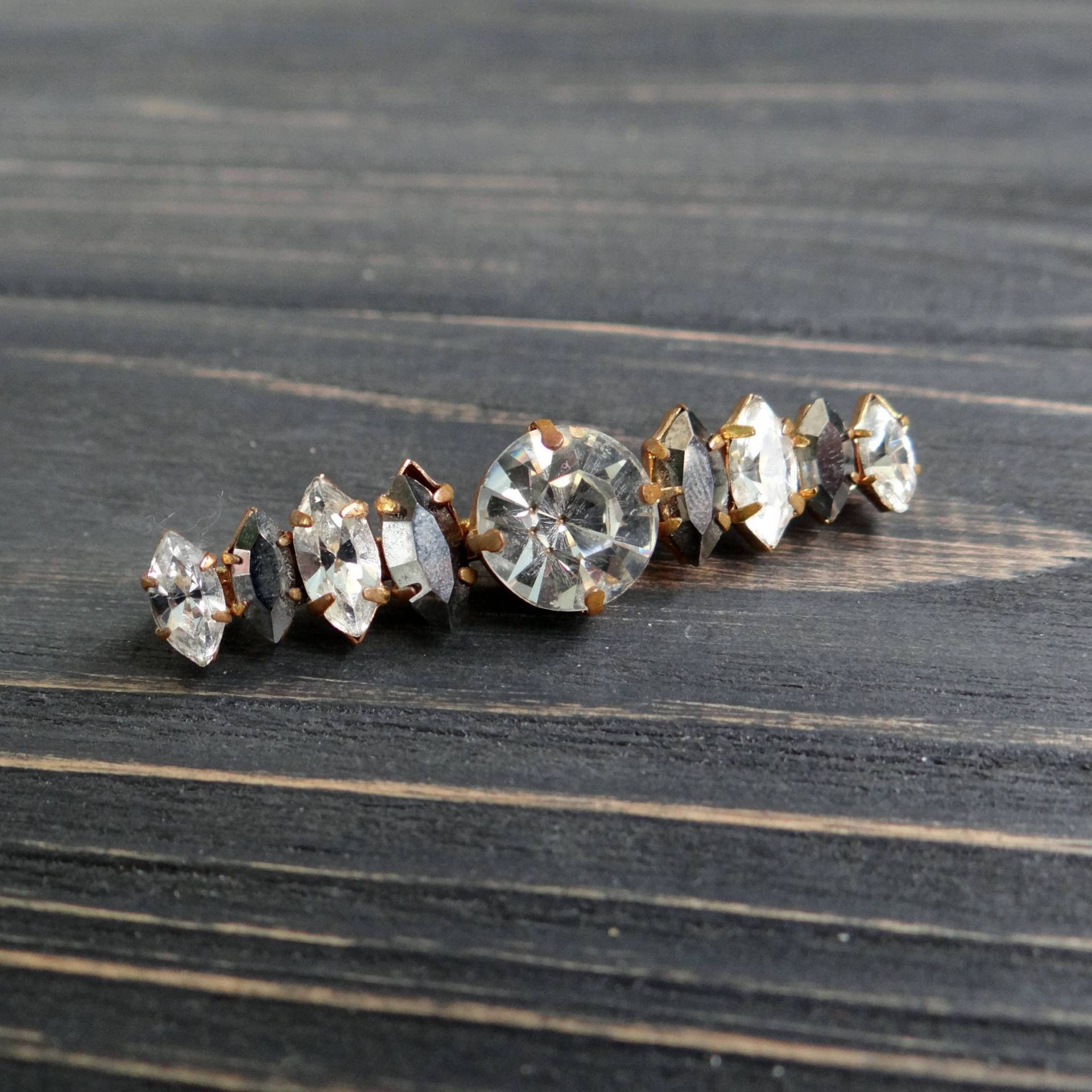 Vintage Strass Brosche Goldfarbene Metall Brautschmuck Brautjungfer von BornInTheSoviet