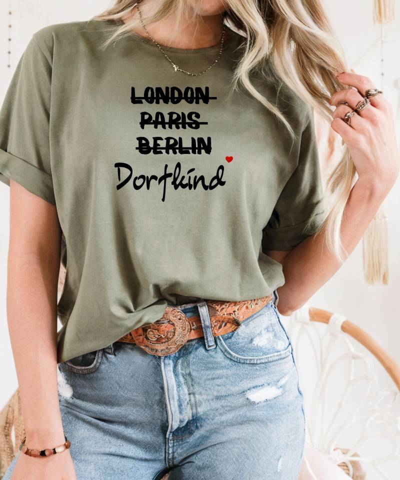 Dorfkind T-Shirt, Landei Shirt, Statement Shirt, Lustiges Shirt, Stolz Ein Landei Zu Sein, Dorfmädel, Dorfbub von Bornie22