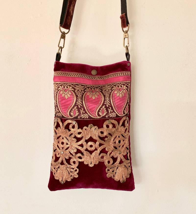 Samttasche Samt Umhängetasche Bohemian Purse Boho Velvet Abendtasche von Bortenzauber