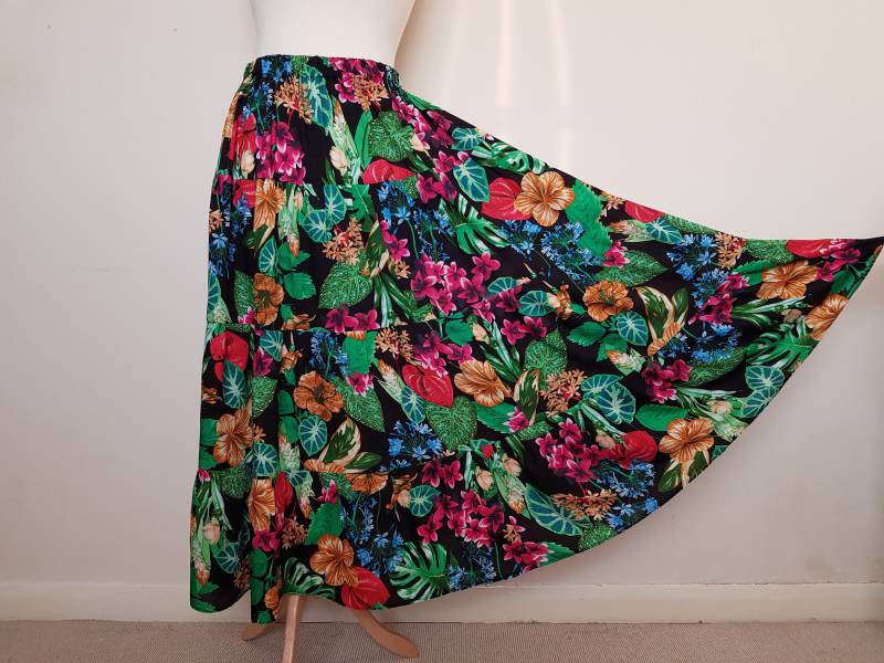 Abgestufte Maxiröcke Für Frauen Boho Kleidung Langer Rock Maxirock Langer Bauernrock Röcke Hippie Maxi Gipsy von BosaHandmade