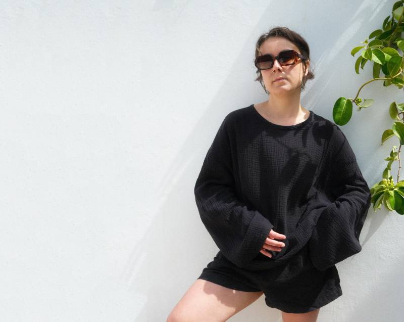 Schwarze Baumwolle Langarm, Mousseline Kaftan, Strand Cover Up, Musselin Frauen Blusen, Loose Fit Bluse, Lange Bluse von BosakaBerlin