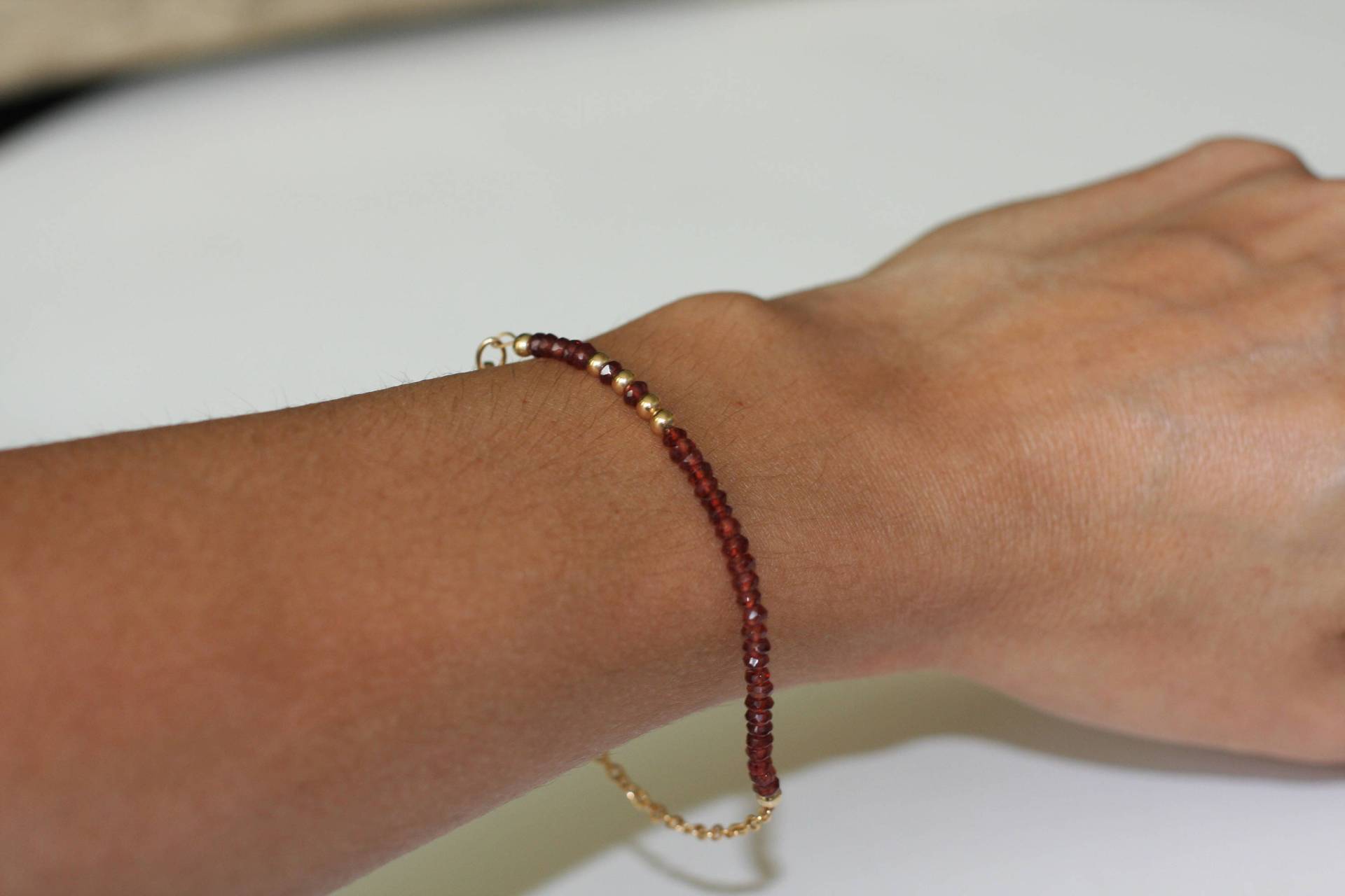 Granat-Armband, Januar-Geburtsstein, Geschenk Zum 2. Jahrestag Von Tochter. Zierliches Armband, Heilarmband, Der Schwiegermutter, Januar-Geburtsstein von Boshar