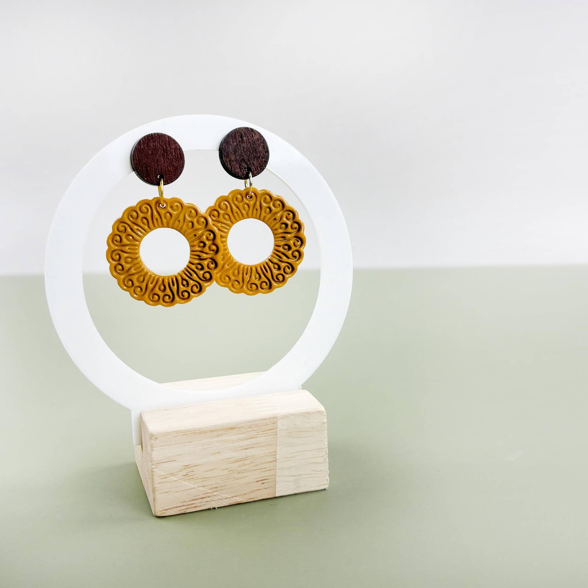 Elegante Fimo Ohrringe - Stecker Aus Holz Boho Stil Geschenkidee Muttertag- Geburtstag Elegante Fimo Ohrringe - Stecker Aus Holz Boho Stil Geschenkidee Muttertag- Geburtstag von BosocaShop
