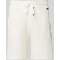 BOSS Regular Fit Shorts mit Strukturmuster in Offwhite, Größe XXL von Boss