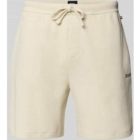 BOSS Regular Fit Sweatshorts aus Baumwoll-Mix in Offwhite, Größe XL BOSS Regular Fit Sweatshorts aus Baumwoll-Mix in Offwhite, Größe XL von Boss