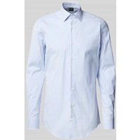 BOSS Slim Fit Businesshemd mit extra langem Arm Modell 'HANK' in Bleu, Größe 41L von Boss