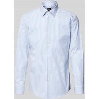 BOSS Slim Fit Business-Hemd mit Kentkragen Modell 'Hank' in Bleu, Größe 44 von Boss