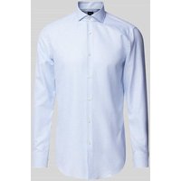 BOSS Slim Fit Business-Hemd mit Knopfleiste Modell 'Hank' in Bleu, Größe 43 von Boss