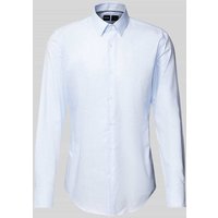 BOSS Slim Fit Business-Hemd mit Knopfleiste in Bleu, Größe 41 von Boss