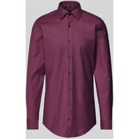 BOSS Slim Fit Businesshemd mit extra langem Arm Modell 'HANK' in Aubergine, Größe 41L von Boss