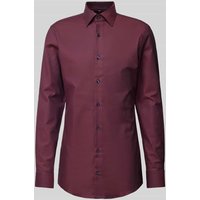 BOSS Slim Fit Business-Hemd mit extra langem Arm Modell 'Hank' in Bordeaux, Größe 41L von Boss