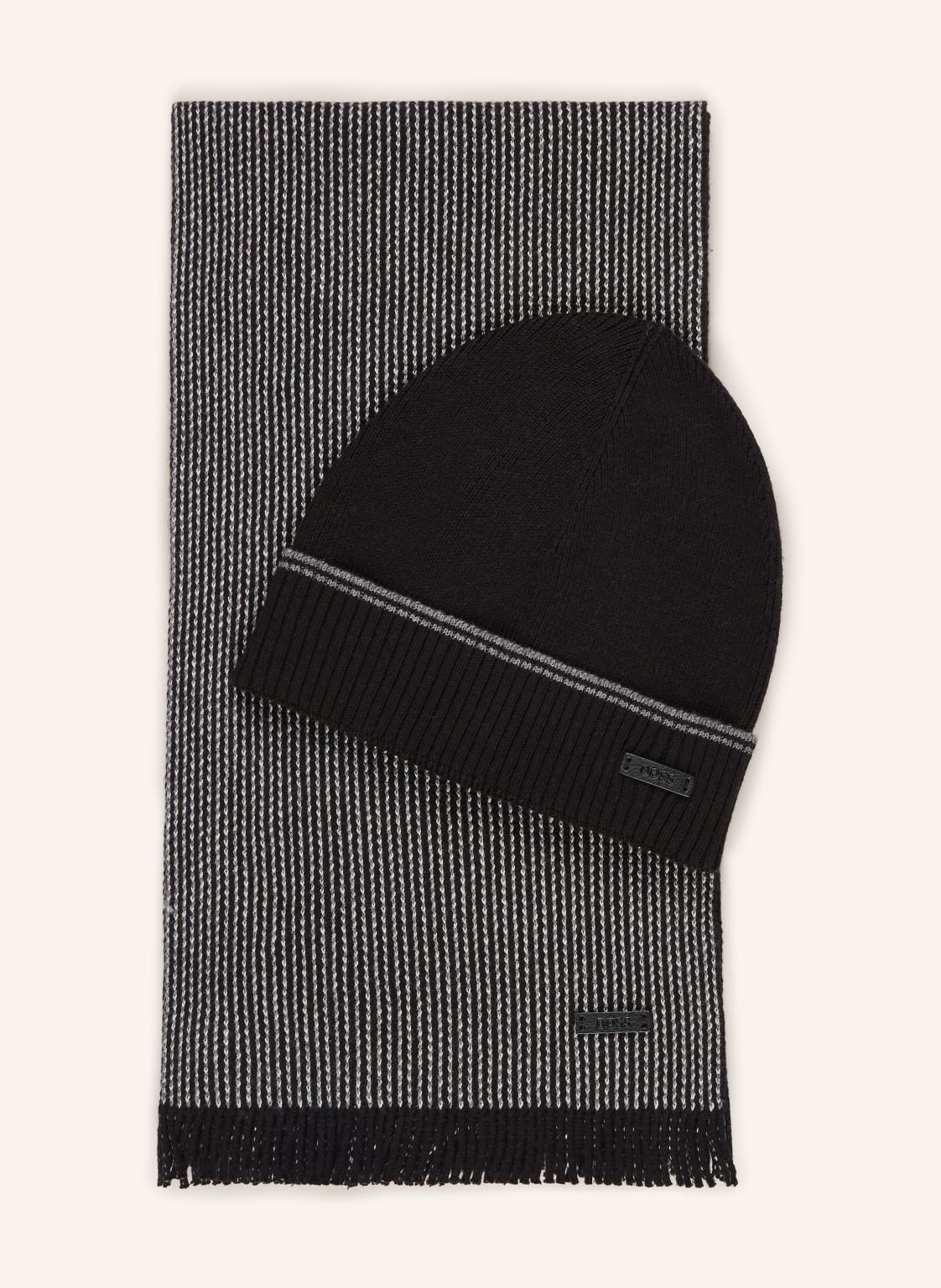 Boss Set: Mütze Und Schal schwarz von Boss