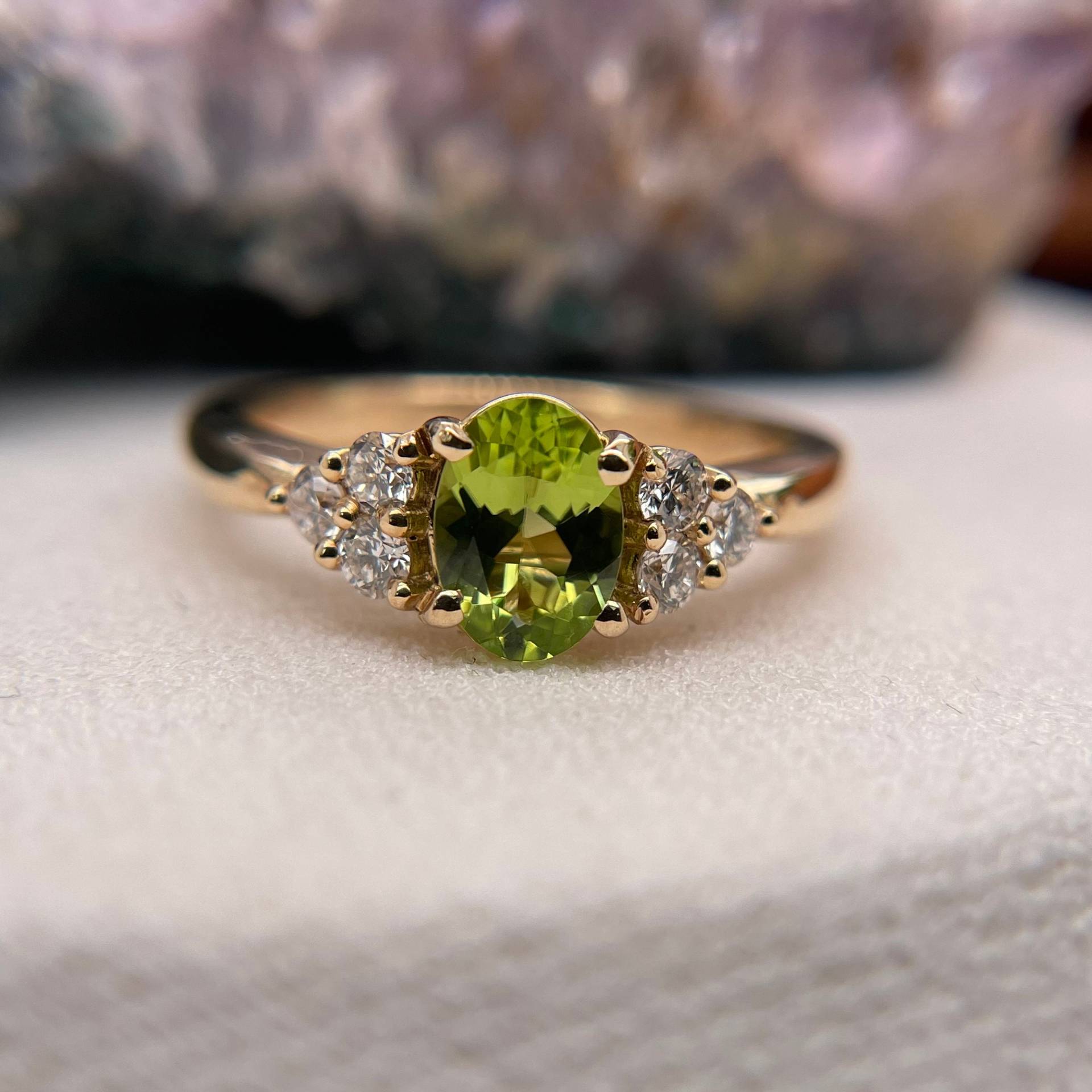 14K Gelbgold Ring Für Frau, Diamant Ring, Peridot Farbe Stein Geschenk Für Frau von BostonAriaJewelry