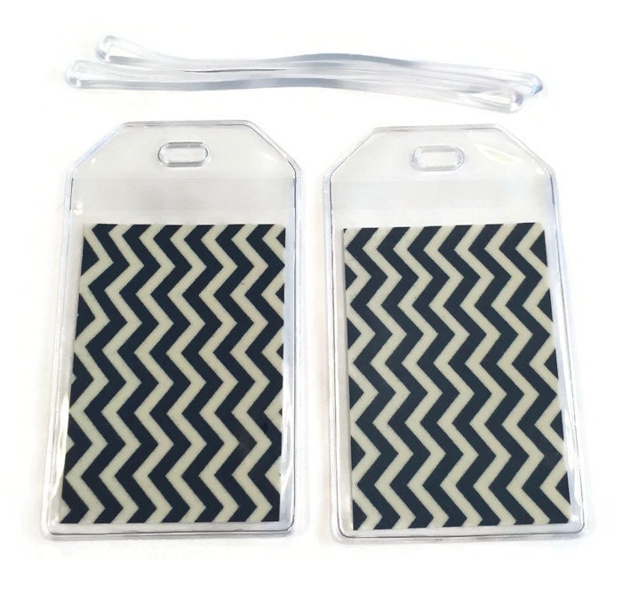 Gepäckanhänger 2Er Set Navy Chevron von BostonLinz