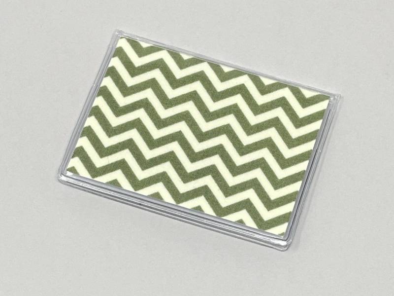 Kartenetui Mini Geldbörse Green Chevron von BostonLinz