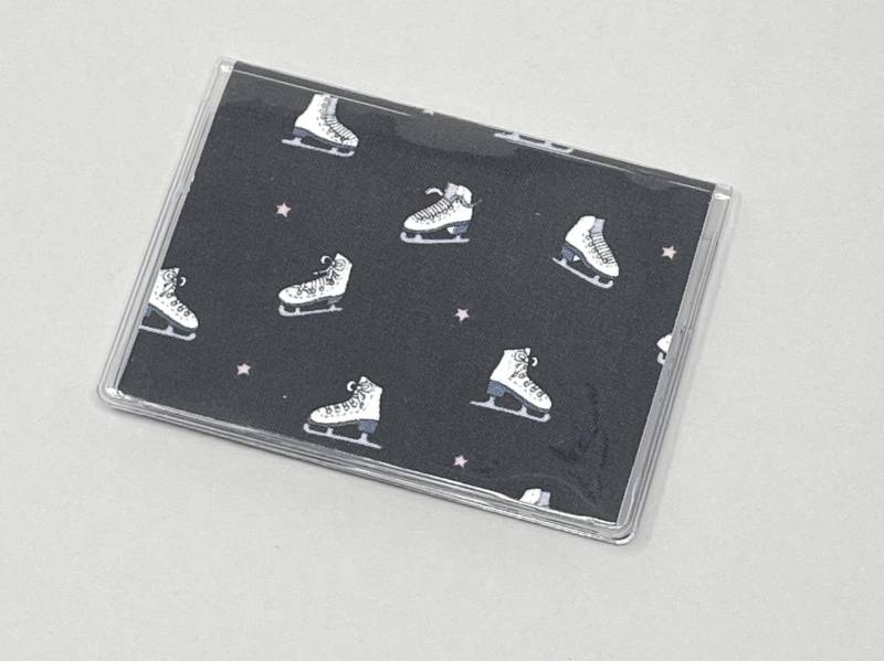 Kartenetui Mini Geldbörse Schlittschuhe von BostonLinz