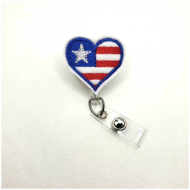 Vintage Herz Feltie Abzeichen Reel von BottleCapsGaloreNMor