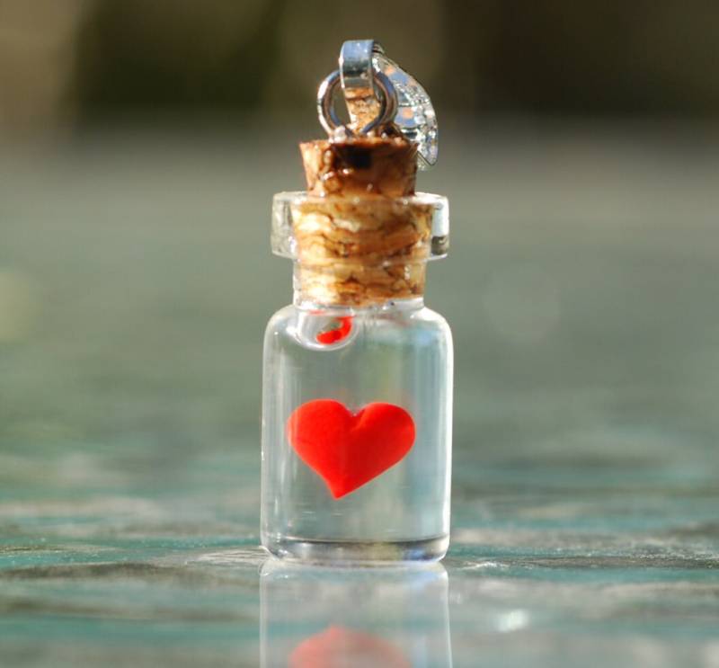 Herz in Einer Kleinen Flasche von BottledUpShop